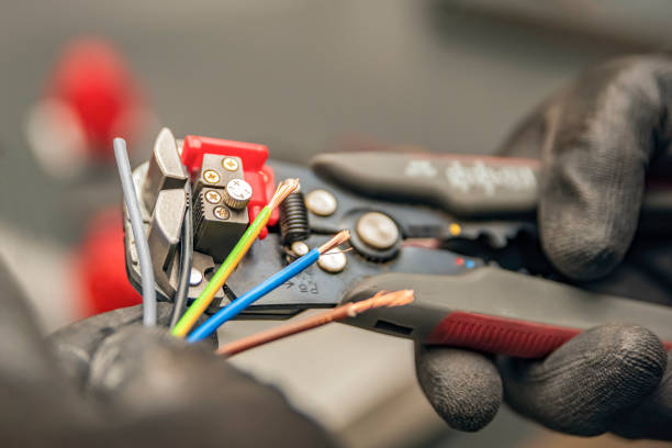 Best Ceiling Fan Installation Electrician  in Williams, OR